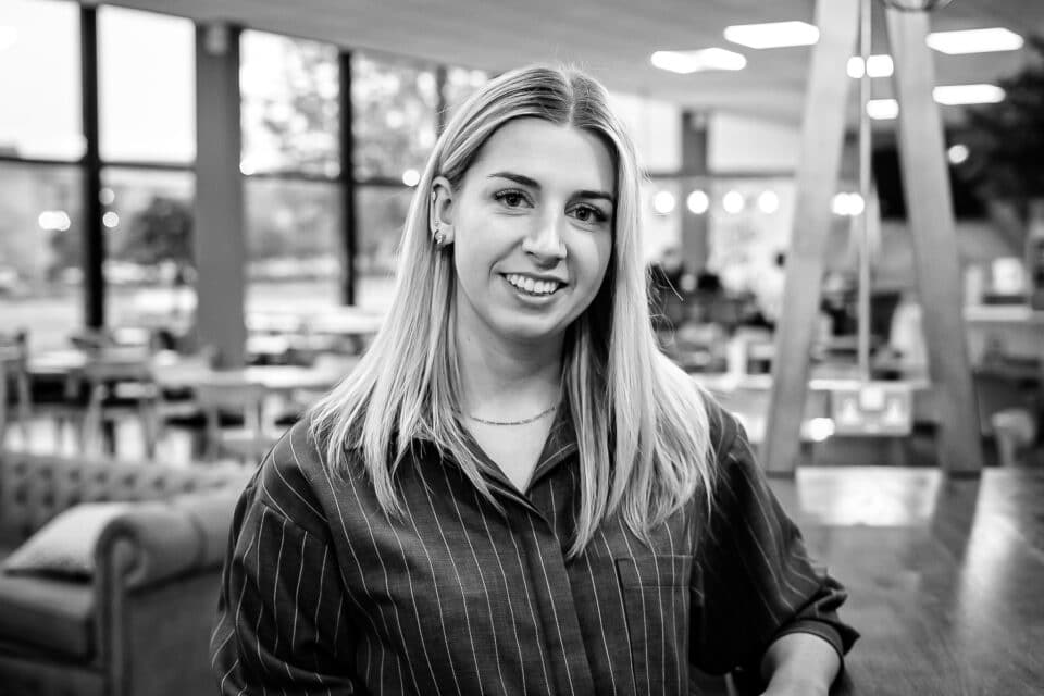 Molly Smith Mid-Weight Interior Designer DV8 DESIGNS